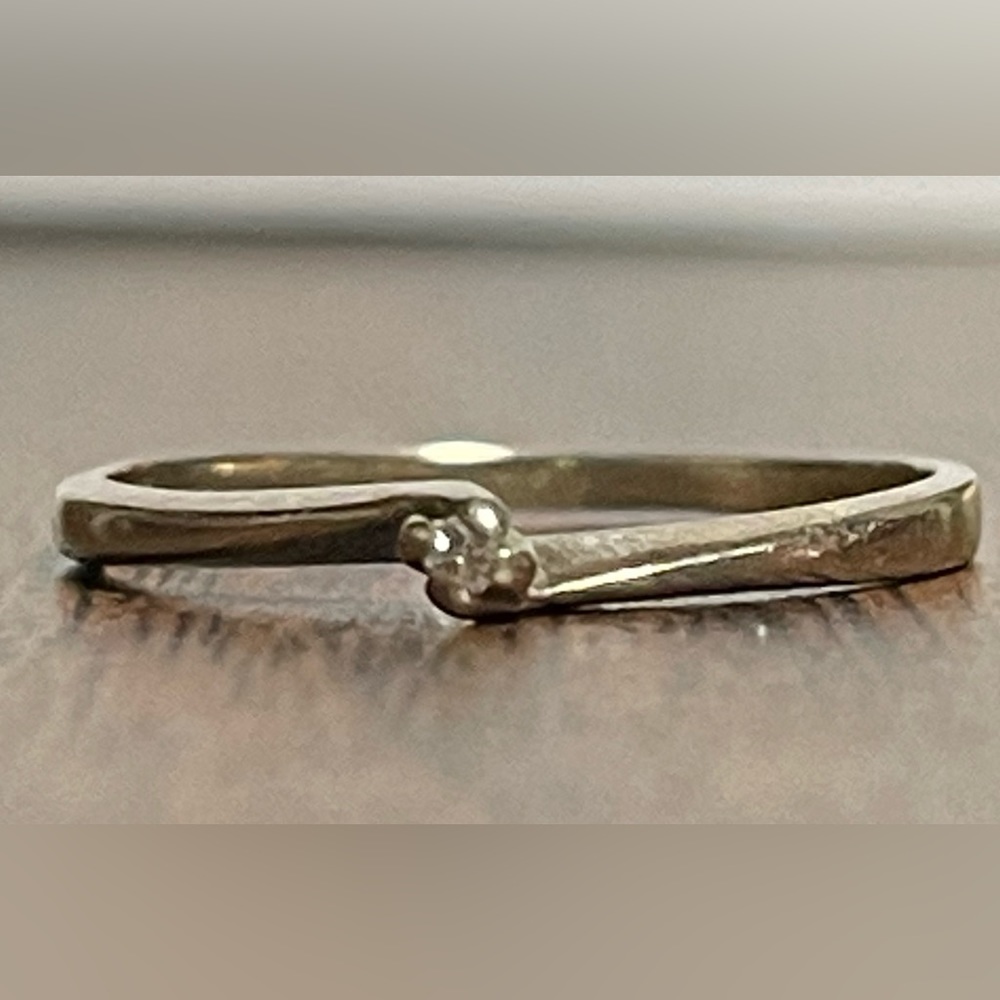 Diamond 14kt gold ring